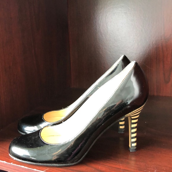 Kate Spade Karolina Size 6B - Picture 4 of 4
